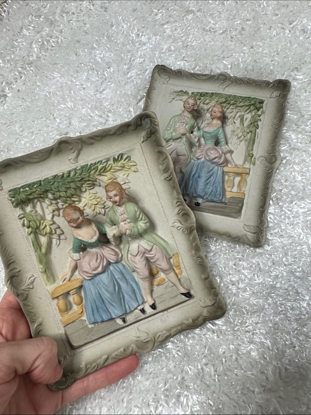 Vintage Victorian wall art decor lot of 2